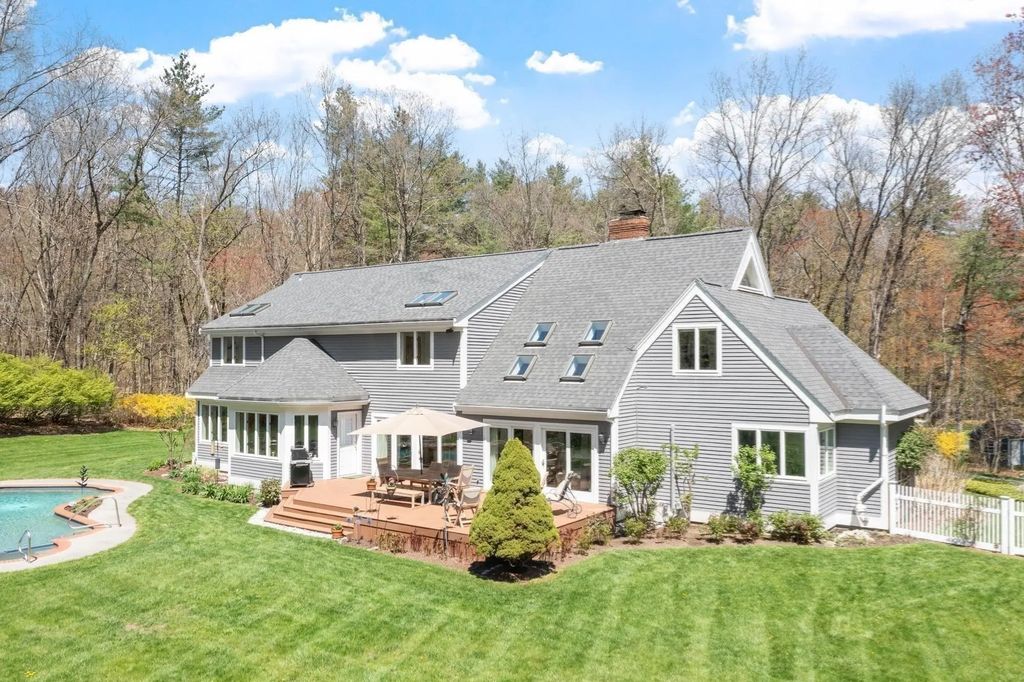 117 Ayer Road, Harvard