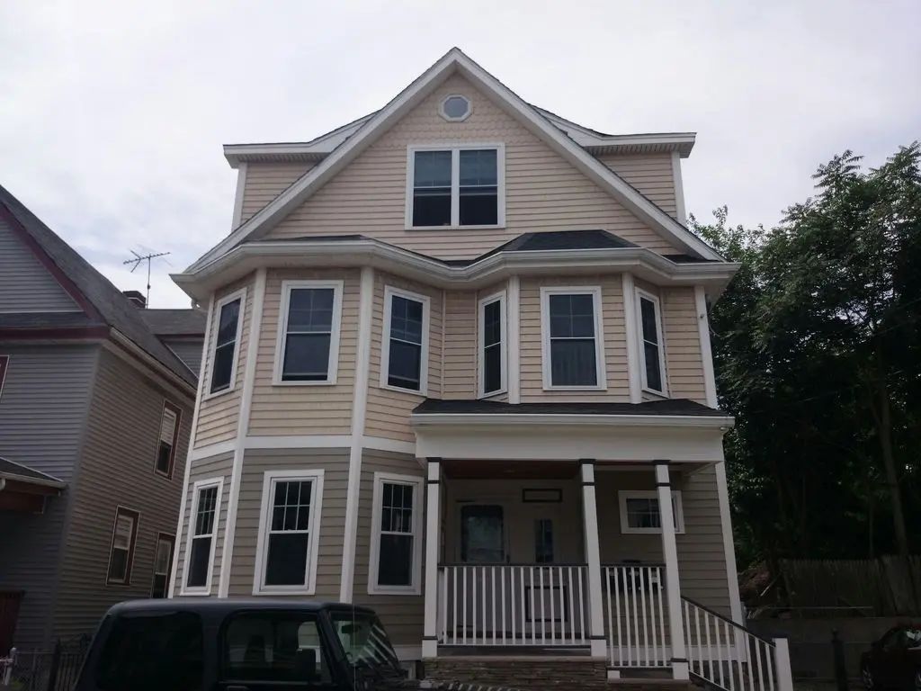 8 Conrad St #1, Boston