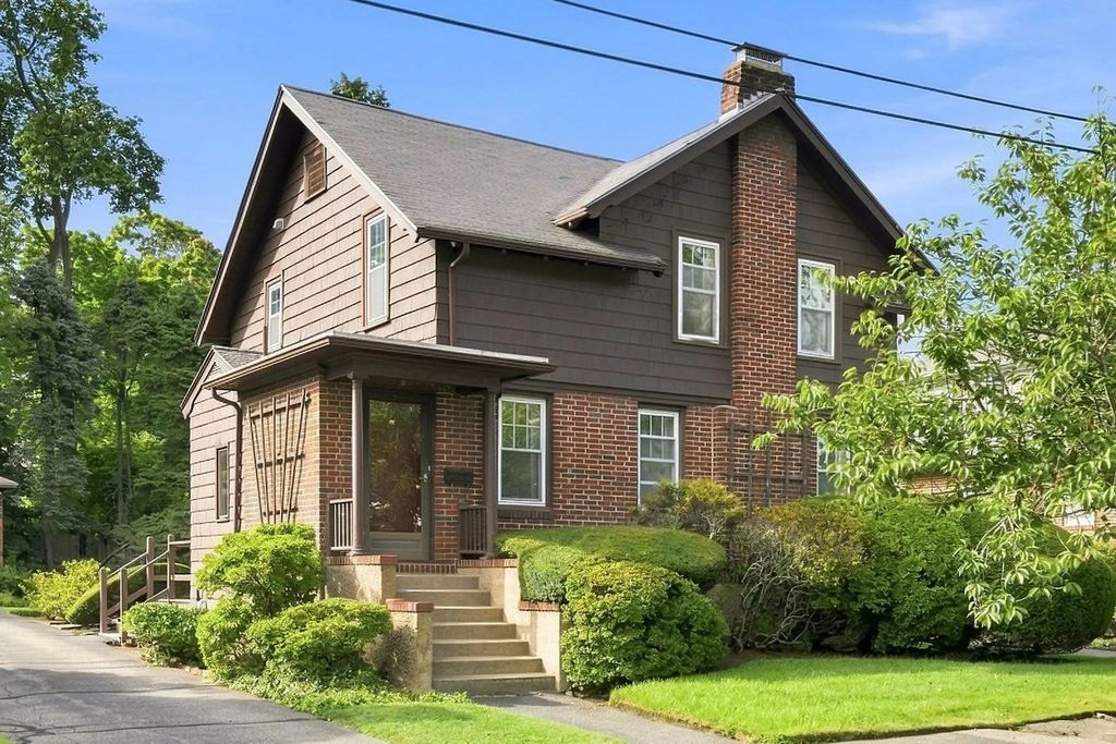 5 Weston Road, Marblehead