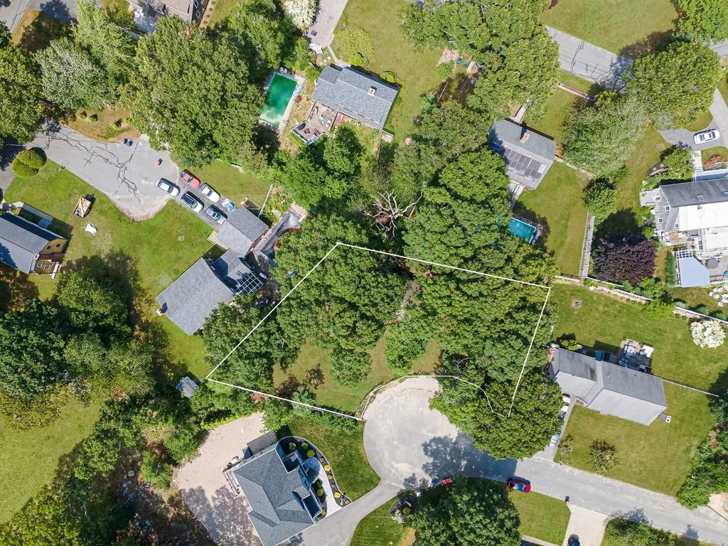 Sparrow Hill Rd, Mattapoisett
