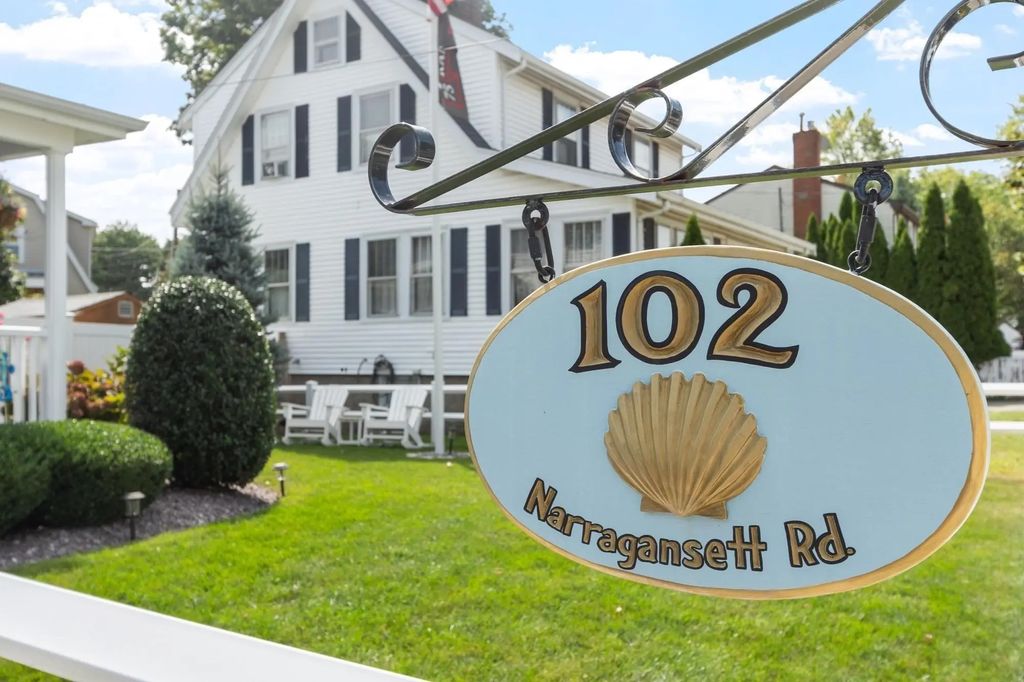 102 Narragansett Rd, Quincy