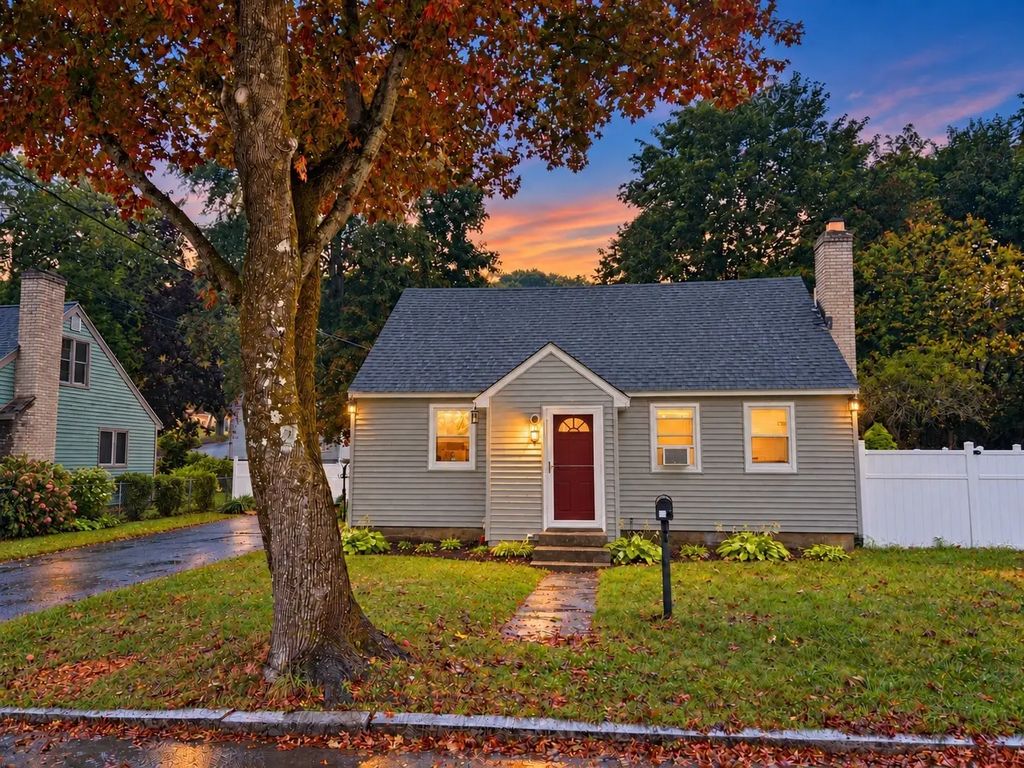30 Amesbury St, Worcester