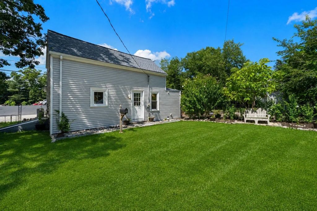 29 Sandwich Rd, Wareham