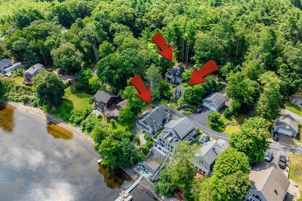13 Pine Bluff, Lakeville