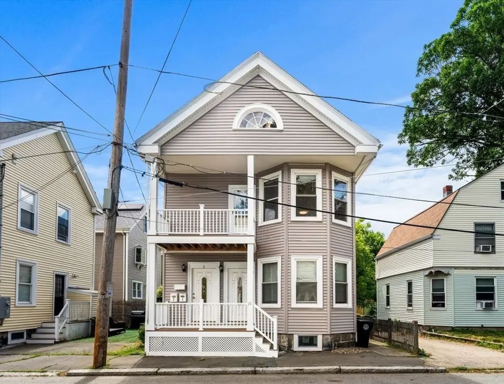 18 Cliff Street, Salem