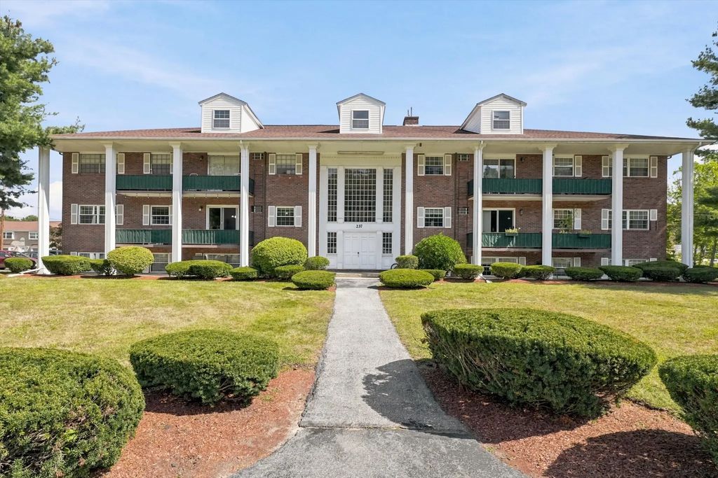 237 N Main St #5, Andover