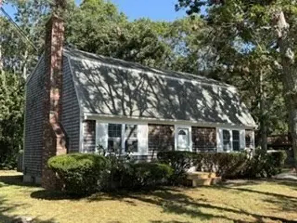 18 Fordham Rd, Falmouth