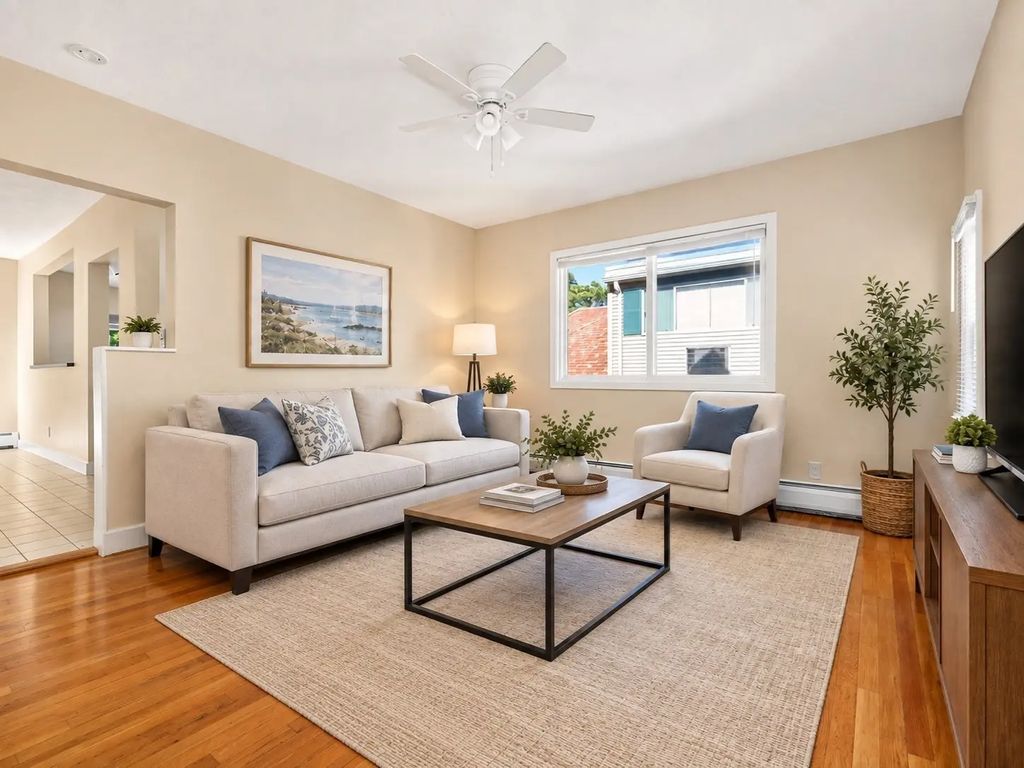 6 Knollin St #2, Malden