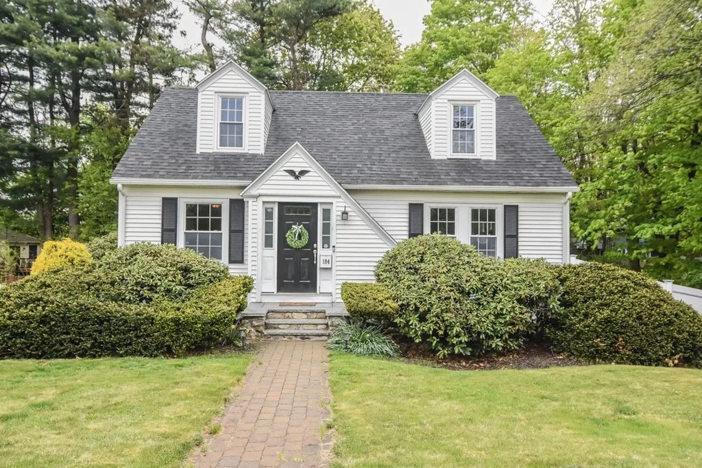 184 Elm St, Andover