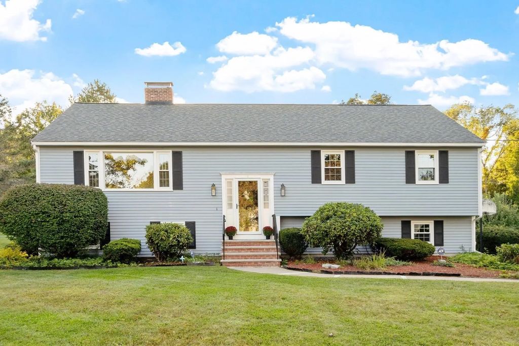 2 Dorset Circle, Andover