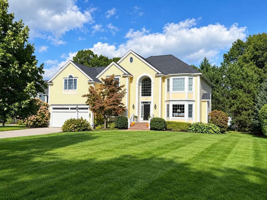 25 Thistle Rd, North Andover