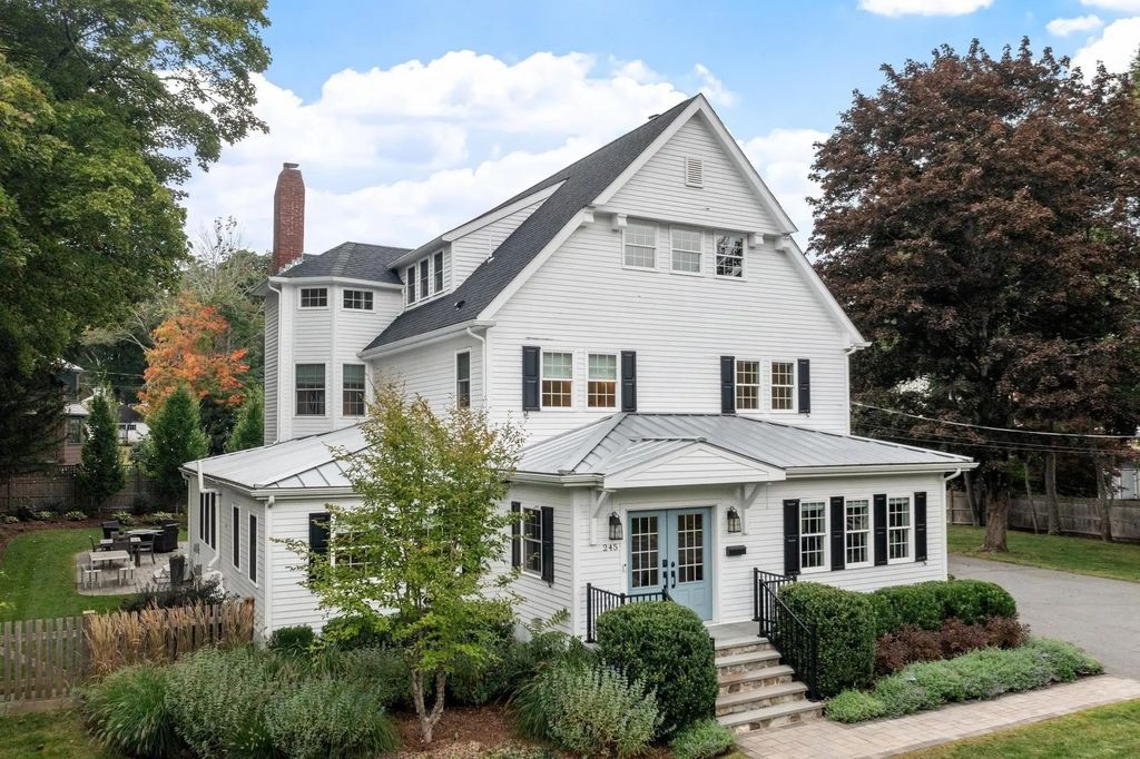 245 Summer Ave, Reading