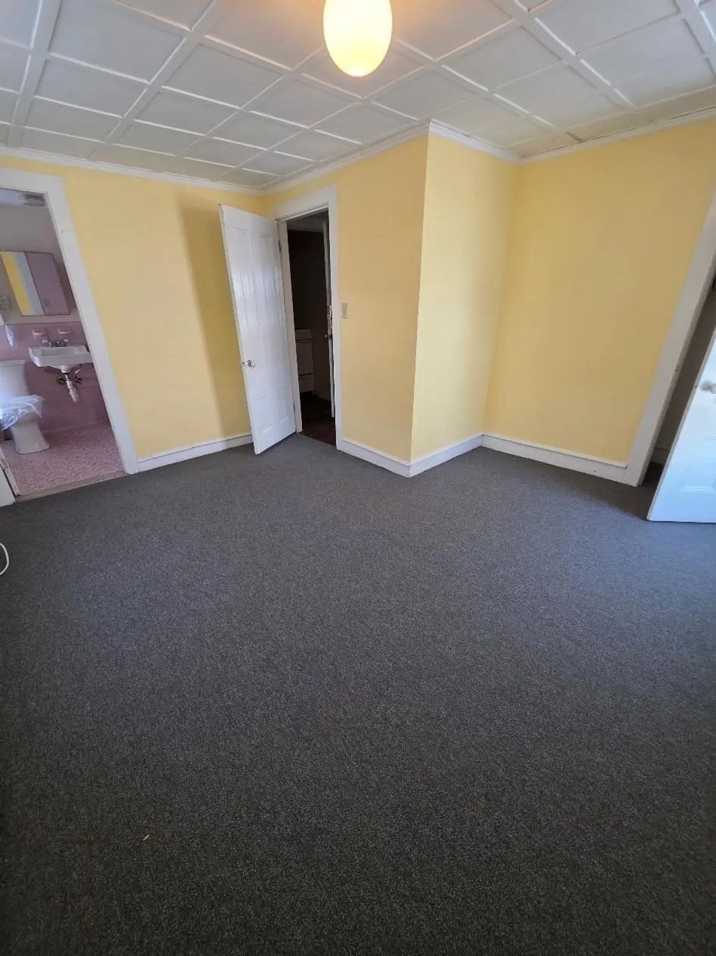 175 Rock Street #3n, Fall River
