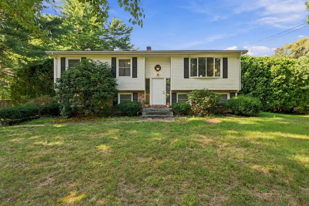 211 Allen St, East Longmeadow