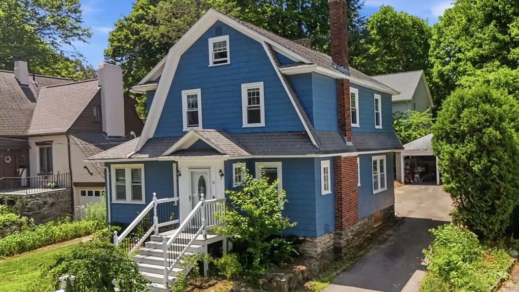 52 Eagle Road, Worcester