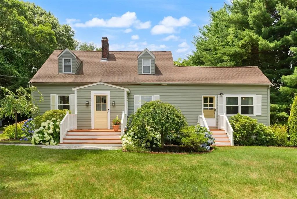 335 Moosehill Road, Walpole