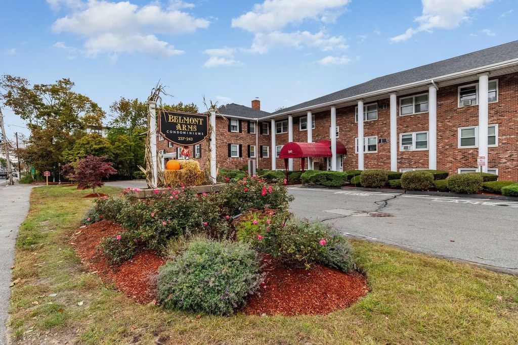 241 Main St #c7, Reading