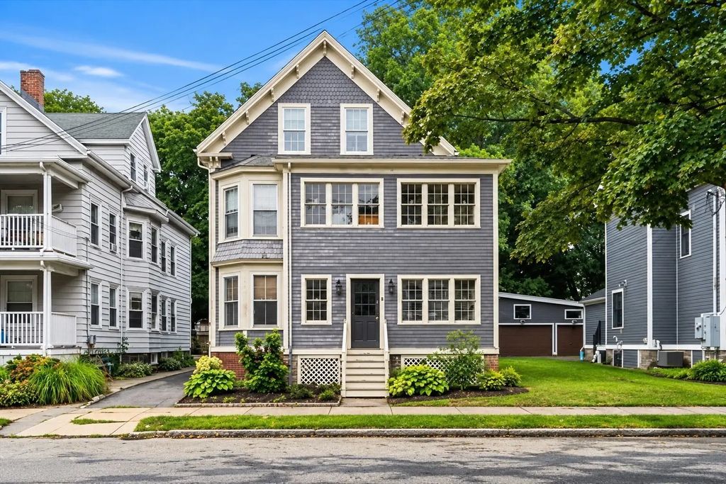 319 Lafayette Street #1, Salem