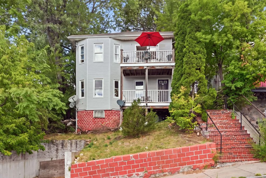 10 Fremont Ave, Everett