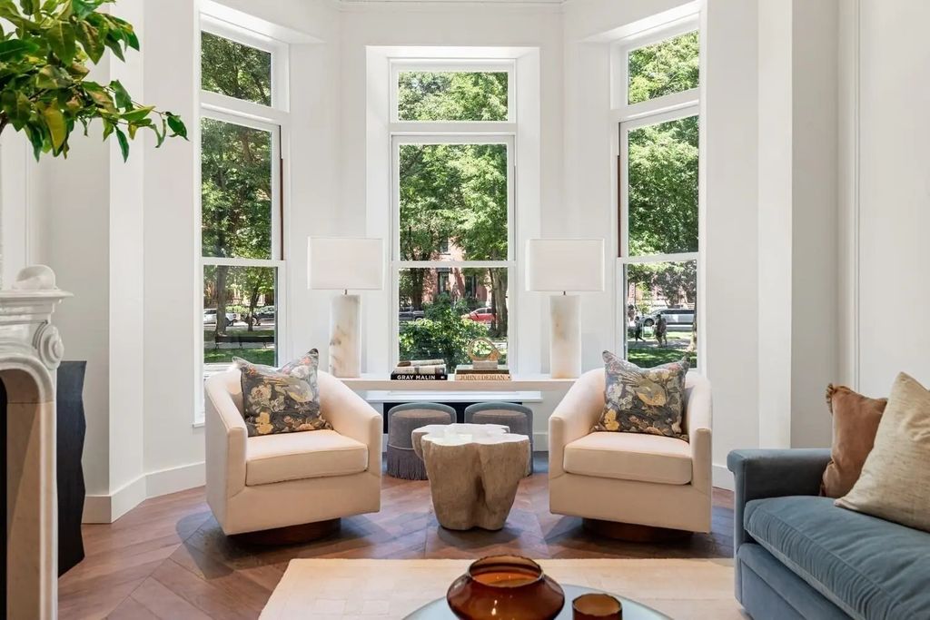 262 Commonwealth Ave #1b, Boston