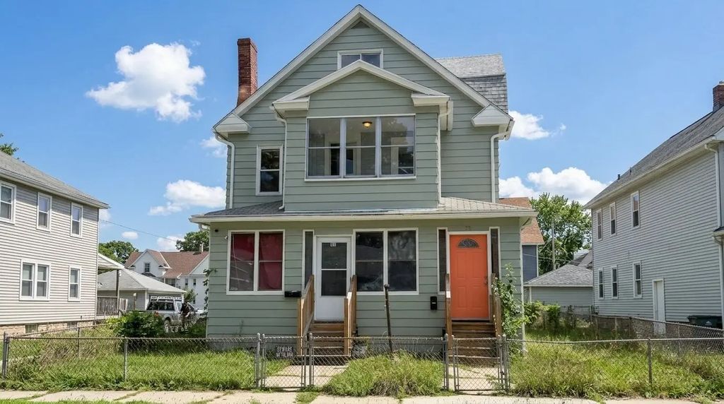 91-93 Malden St, Springfield