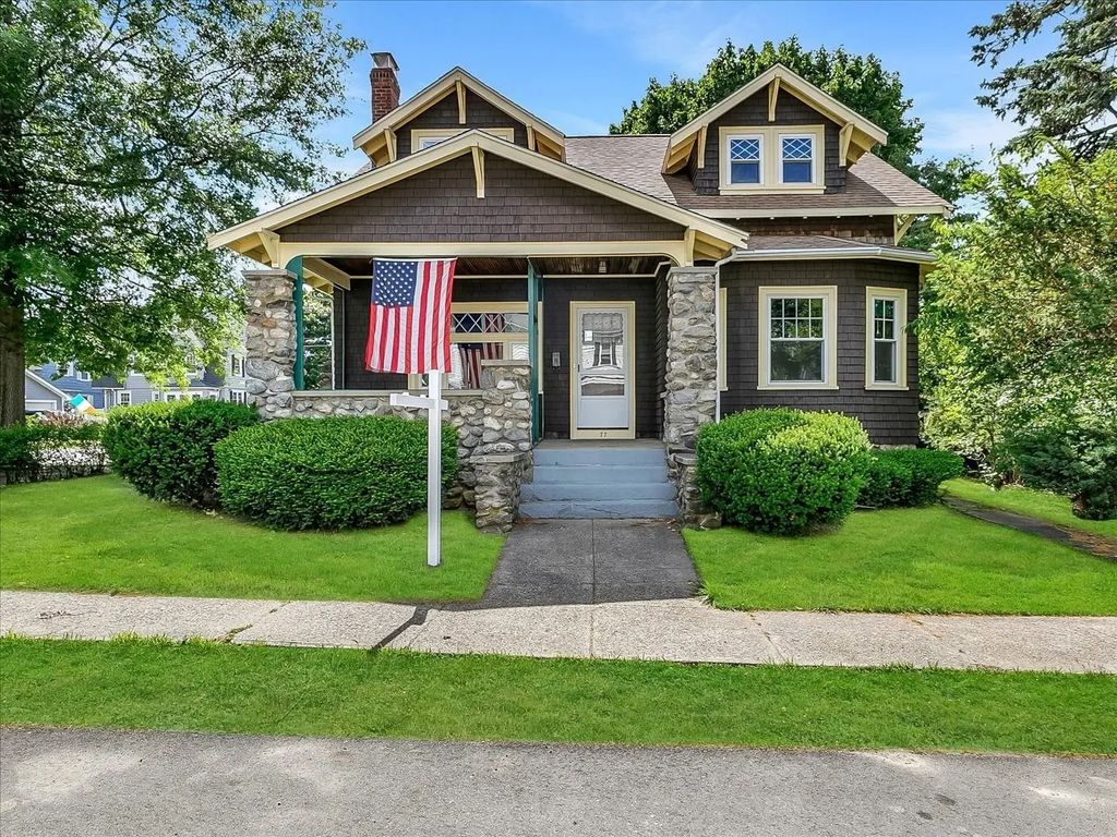 77 Lamoille Ave, Haverhill