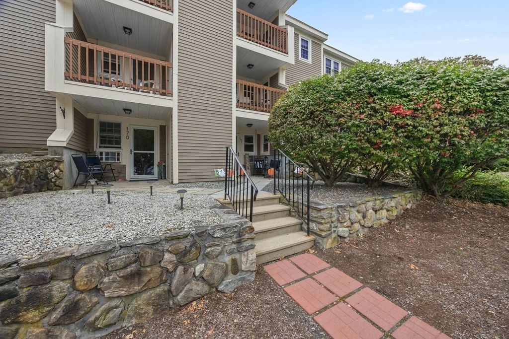 171 Heritage Dr #171, Northbridge