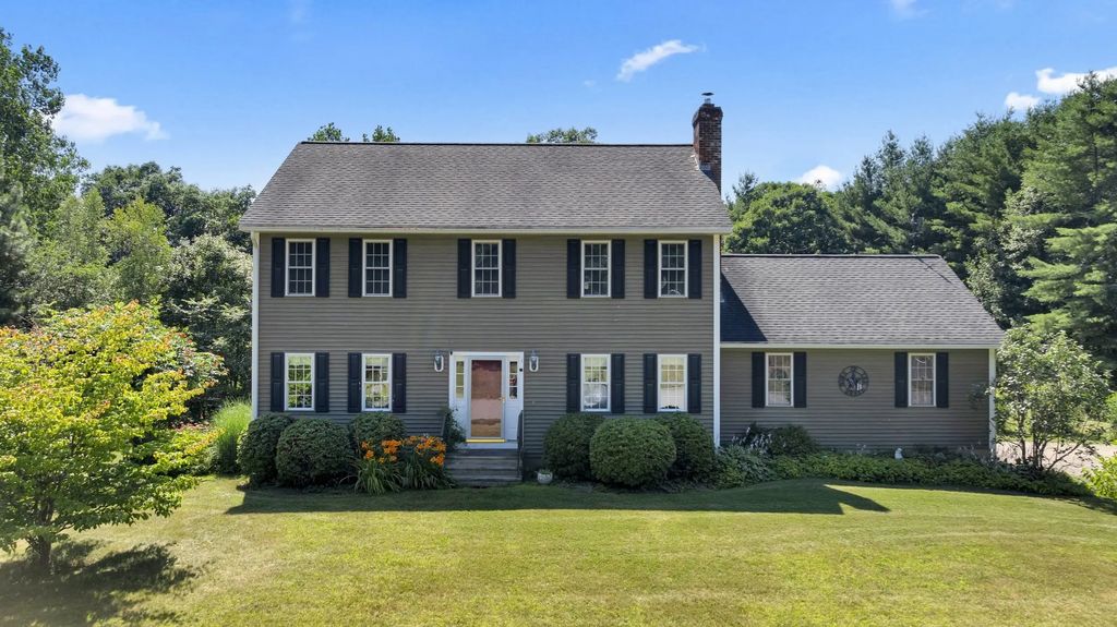1 Deer Run Rd, Spencer