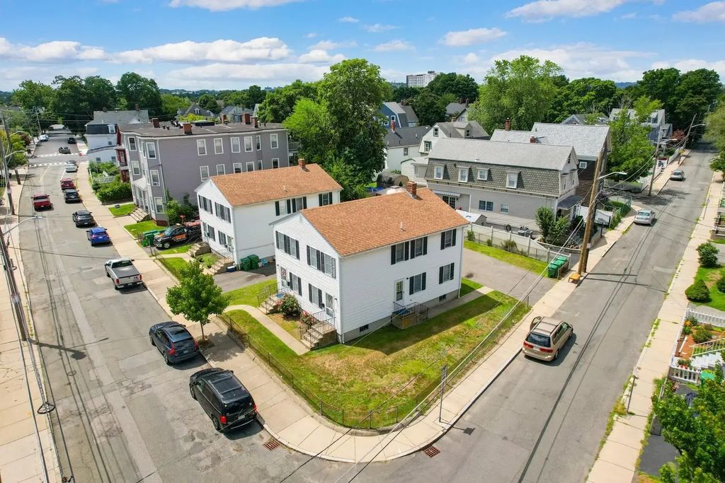 84-90 Park Street, Medford