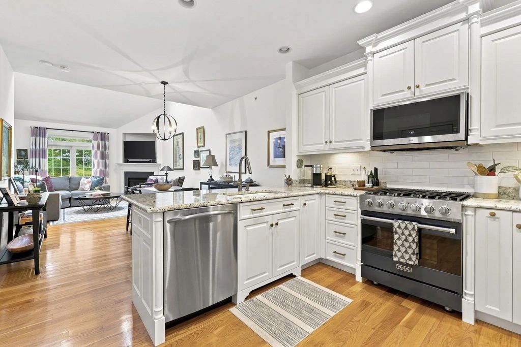 900 Lynnfield Street #6, Lynnfield