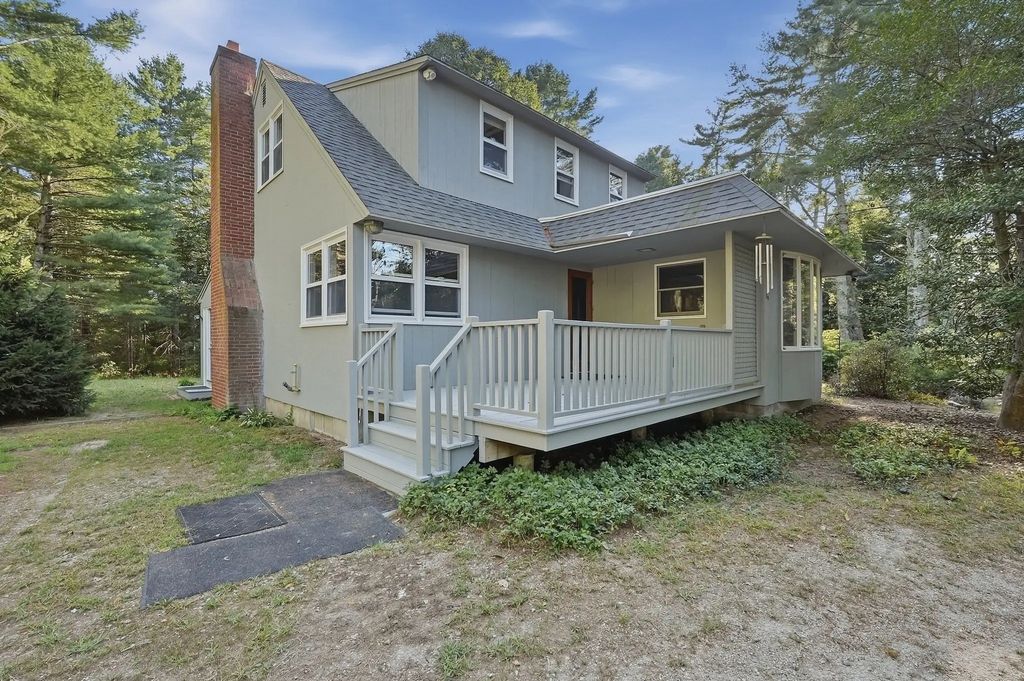 14 Crooked River Rd, Wareham