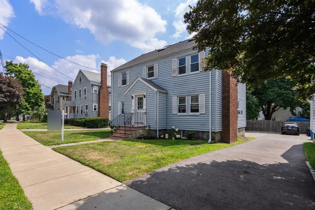 11-13 Cross Street #13, Belmont