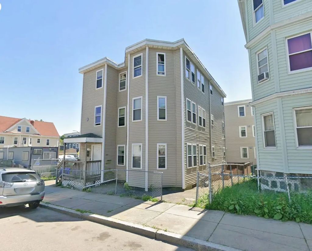 73 Hamilton St, Boston
