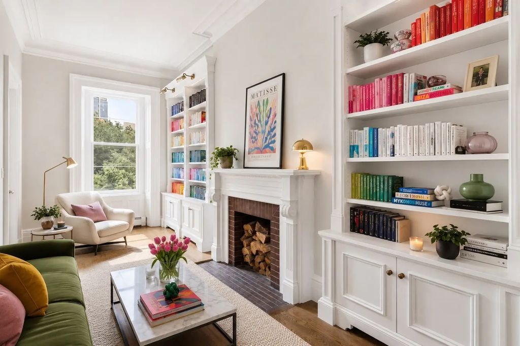 263 Commonwealth #vi, Boston