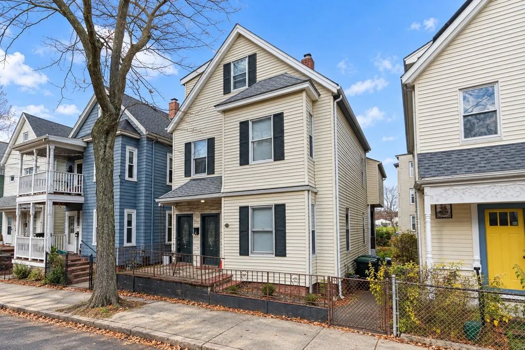 31 Adrian Street, Somerville