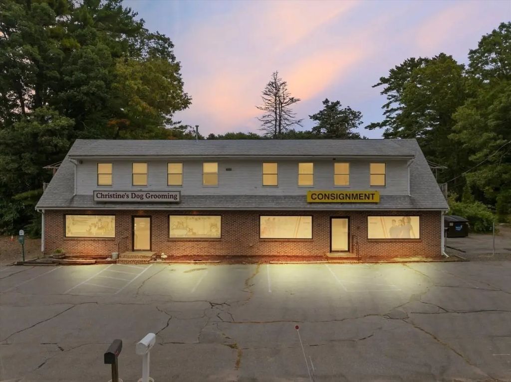 347 W Grove St #b, Middleboro