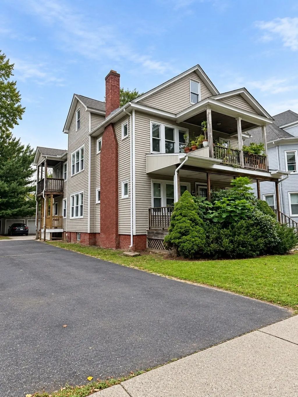 354-356 White St, Springfield