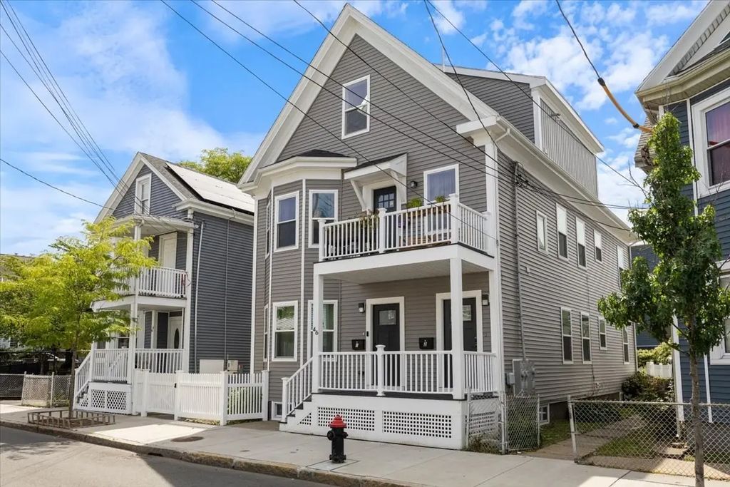46 Addison St #2, Chelsea