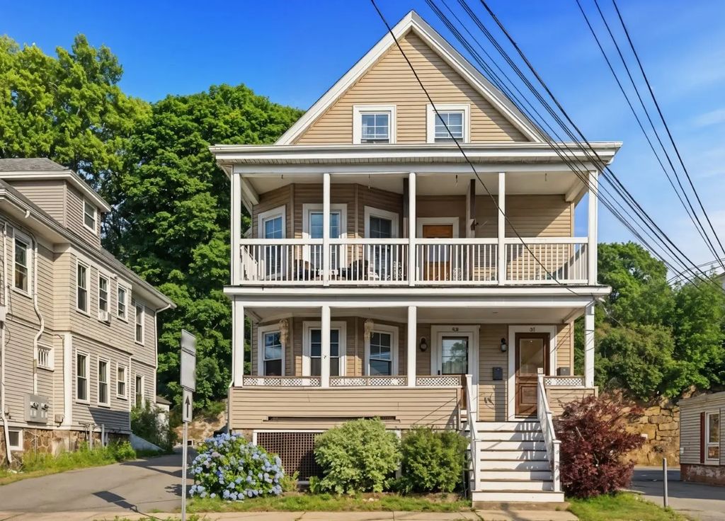 51 New Ocean St #3, Swampscott