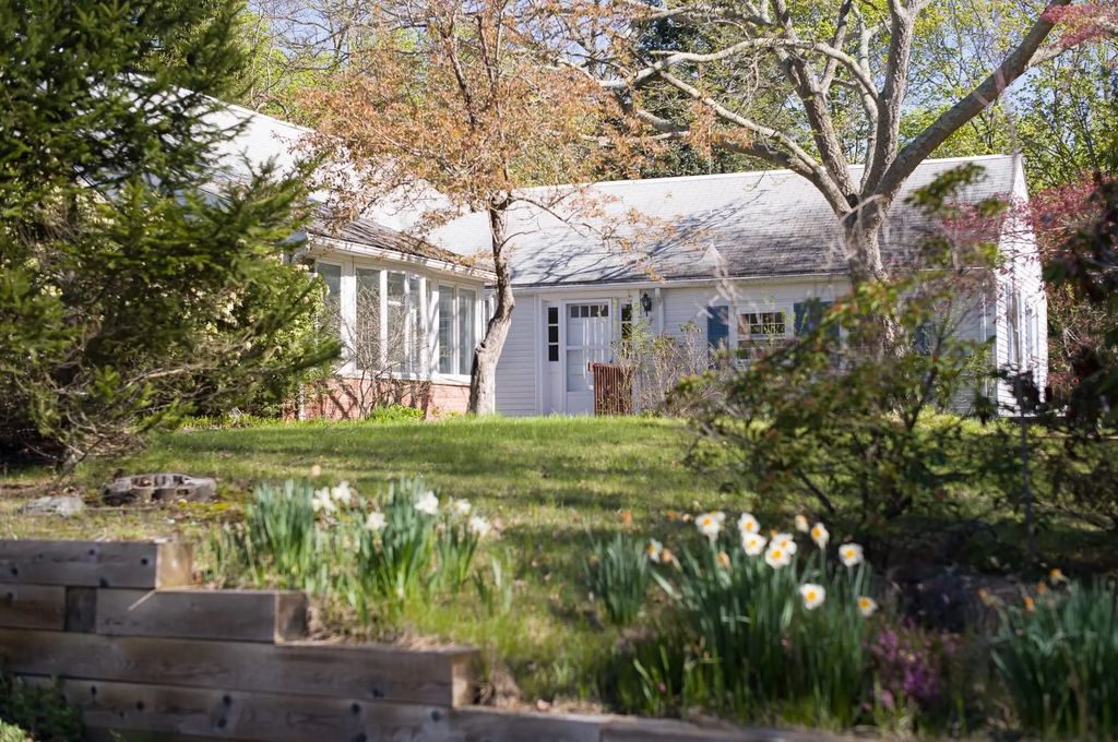5 Summer Street, Weston