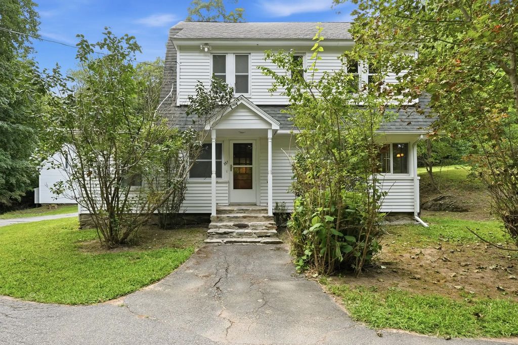 587 Main St, Boylston