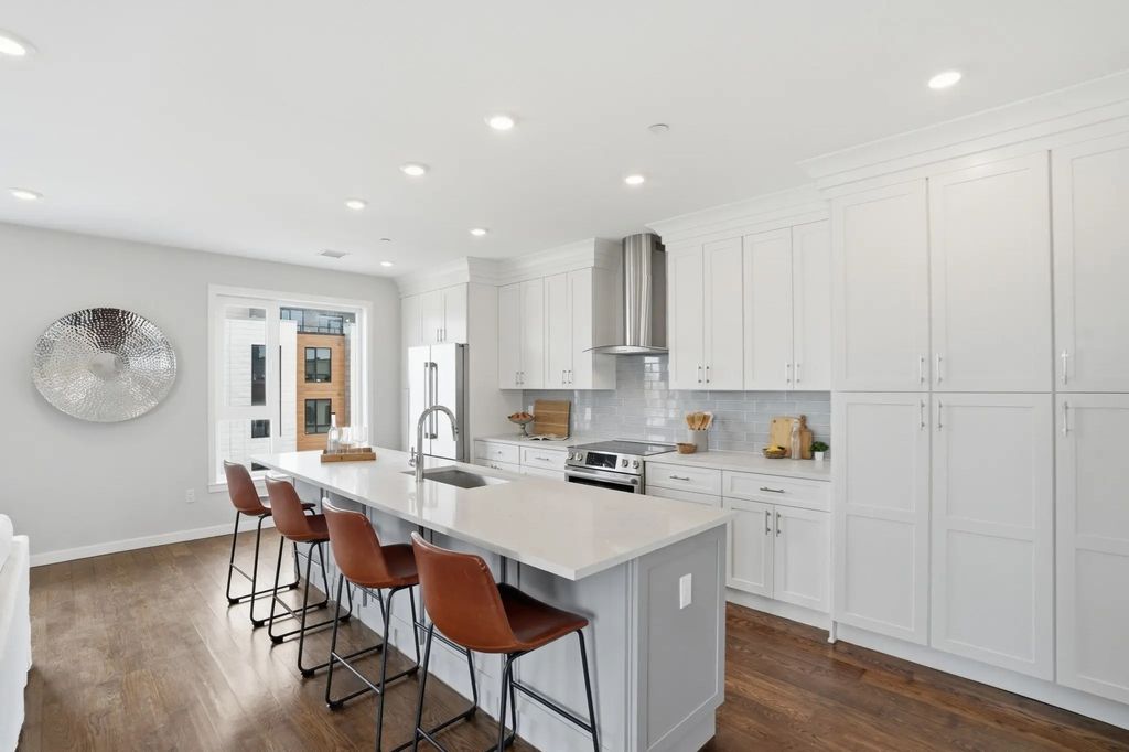 267 Old Colony #501, Boston