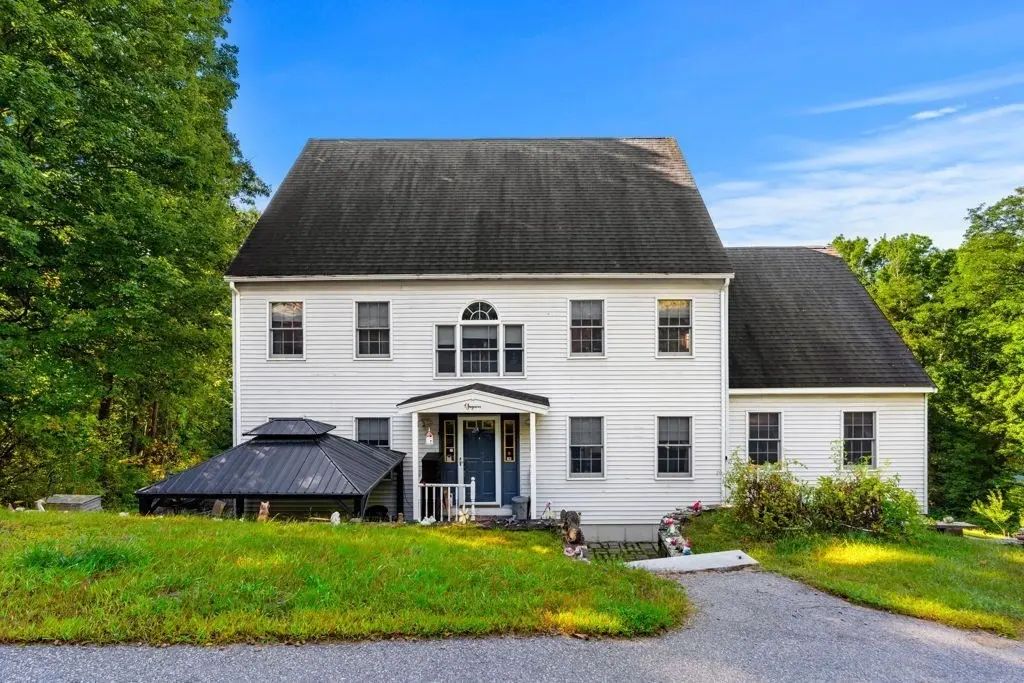 233 Lovers Ln, Haverhill