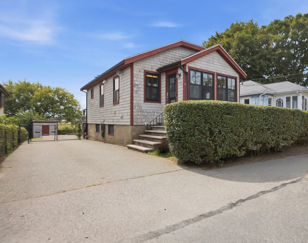 175 Rhoda St, Quincy