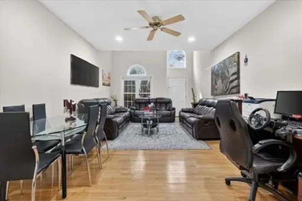 1 Knowlton Circle #1, Upton