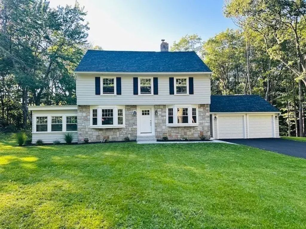 134 N Common Rd, Westminster