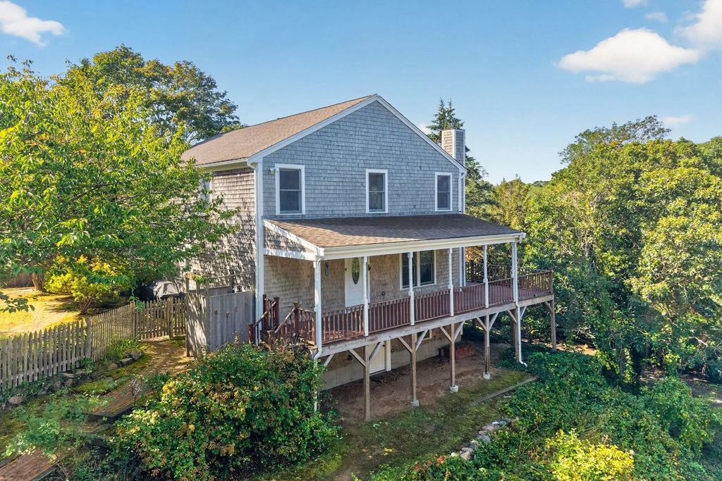 2118 Main St, Chatham