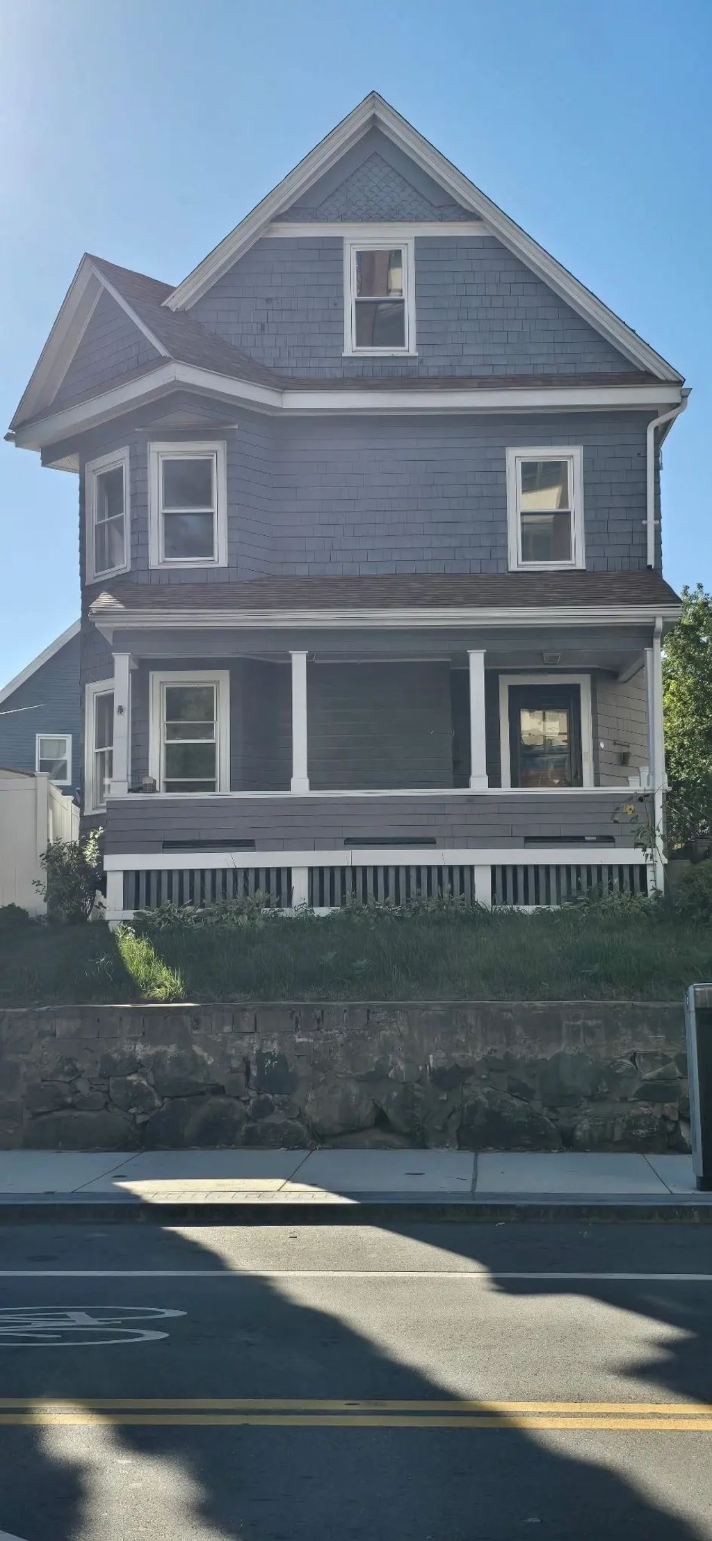 376 Ferry St, Everett