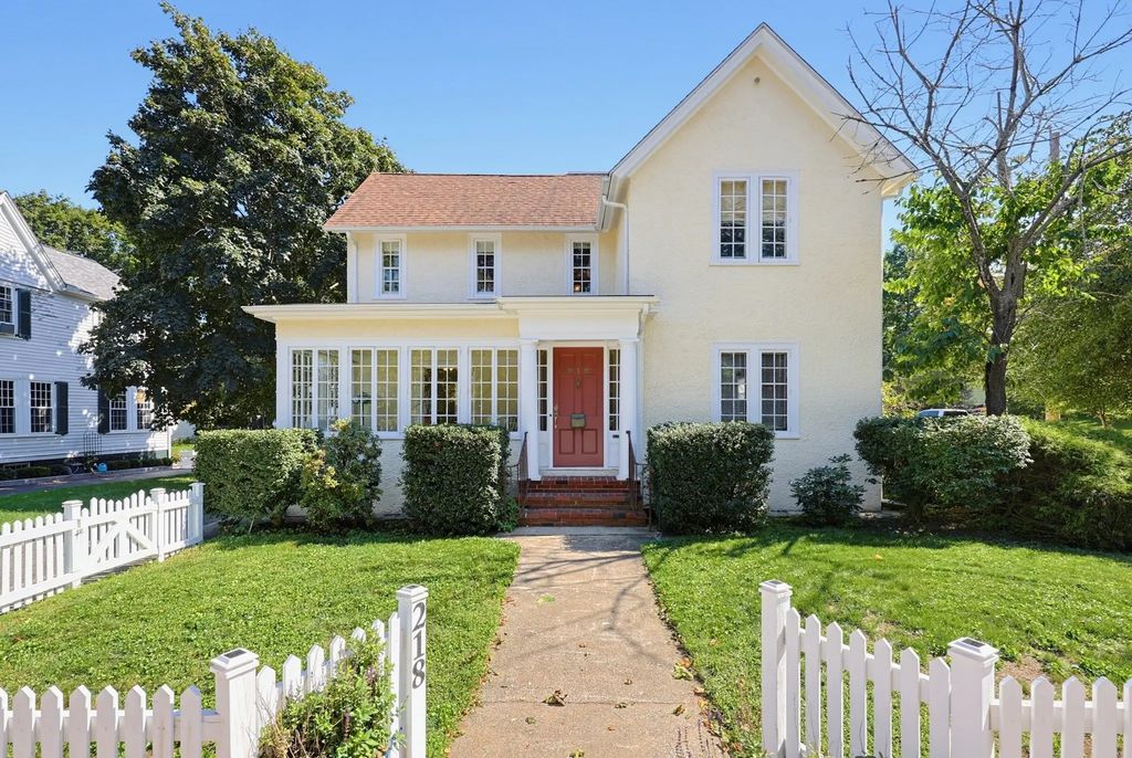 218 County St., Attleboro