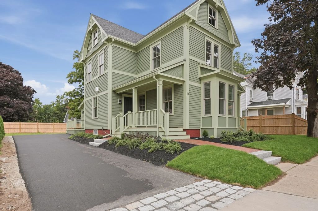 14 Maple, Amesbury